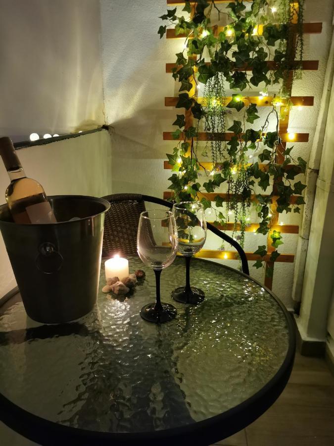 Апартаменты Apartament Downtown Клуж-Напока Экстерьер фото